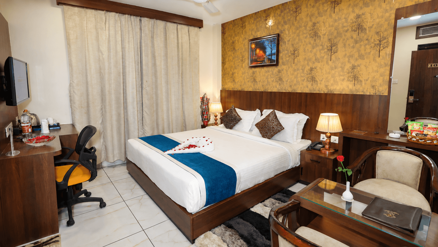 Executive Rooms at Hotel Sidh Vedantha